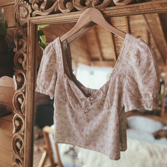 Urban Outfitters Dainty Floral Camisole - Picture 1 of 5
